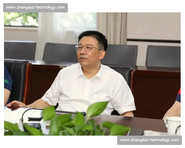 体育职业素养在运动员职业生涯发展中的重要性与实践路径探讨